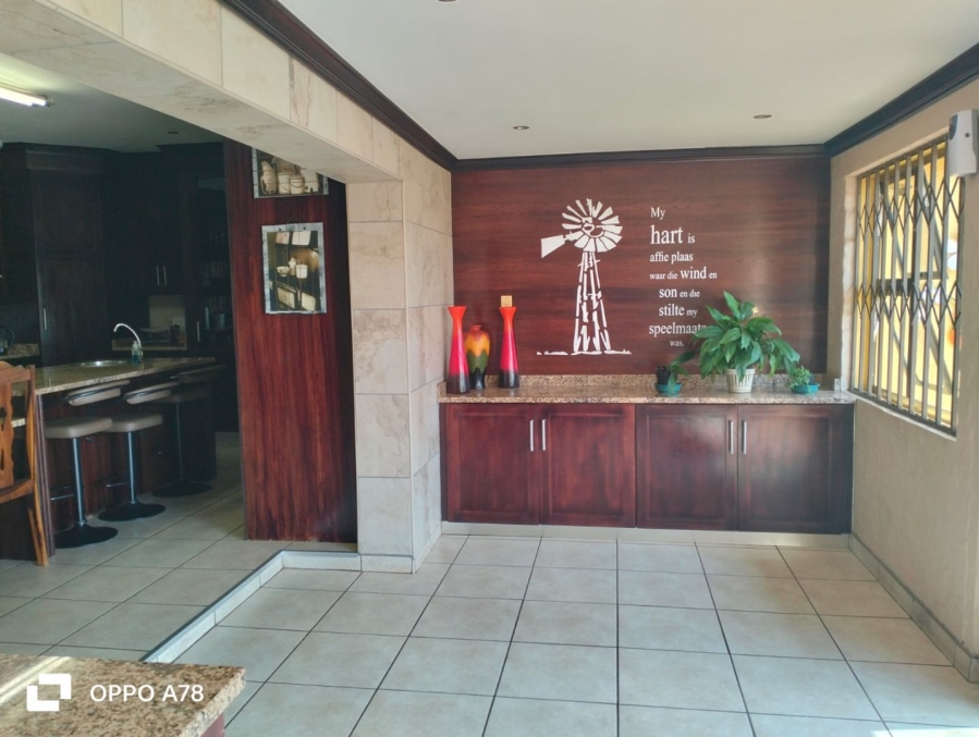 4 Bedroom Property for Sale in Eland Small Gauteng