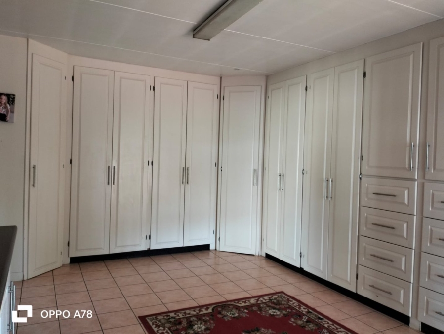 4 Bedroom Property for Sale in Eland Small Gauteng
