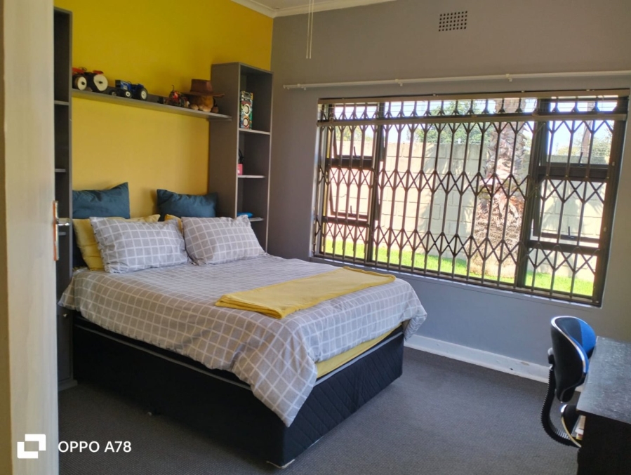 4 Bedroom Property for Sale in Eland Small Gauteng