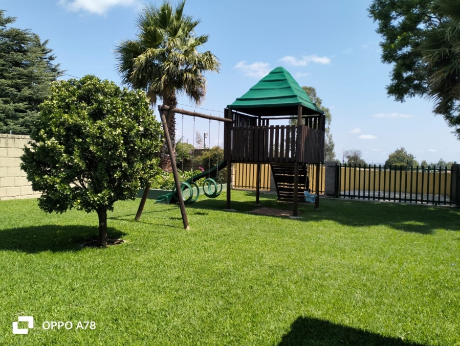 4 Bedroom Property for Sale in Eland Small Gauteng