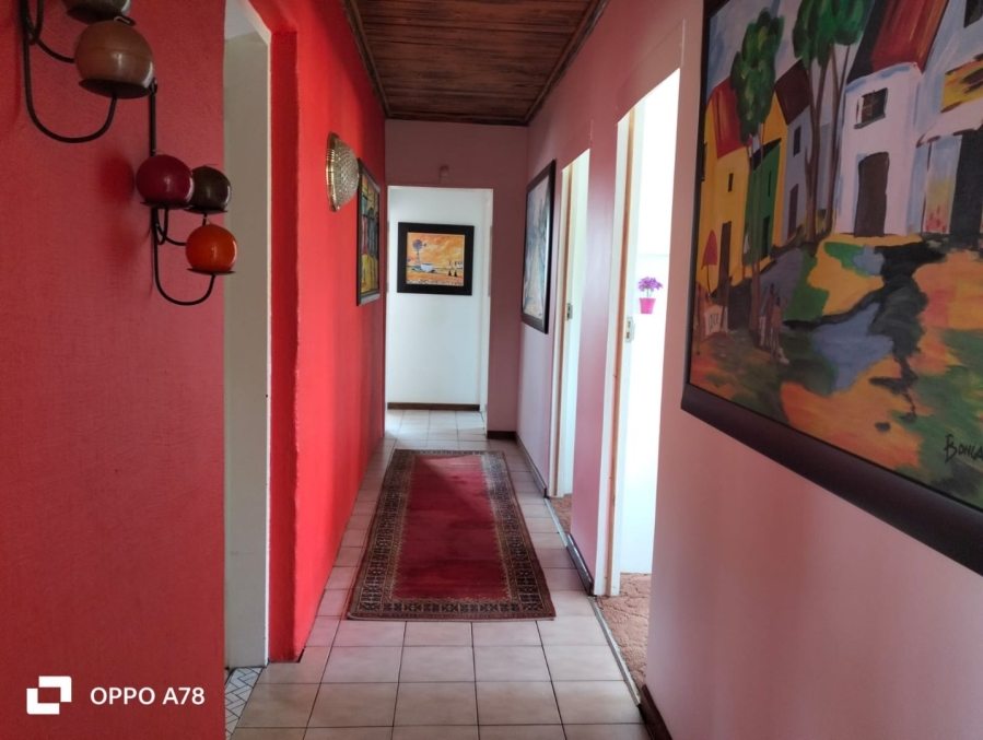 4 Bedroom Property for Sale in Eland Small Gauteng