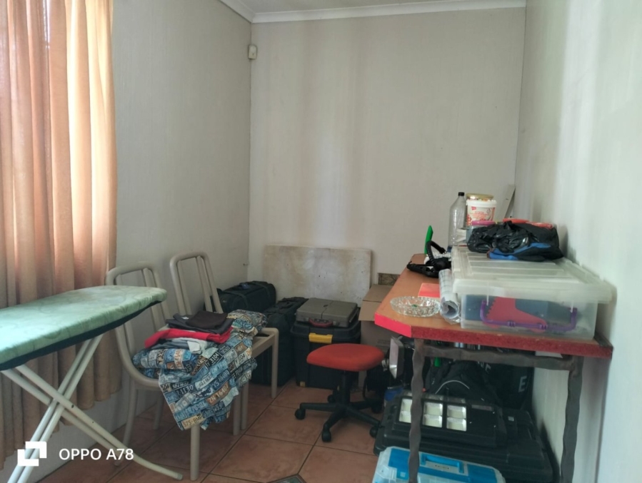 4 Bedroom Property for Sale in Eland Small Gauteng