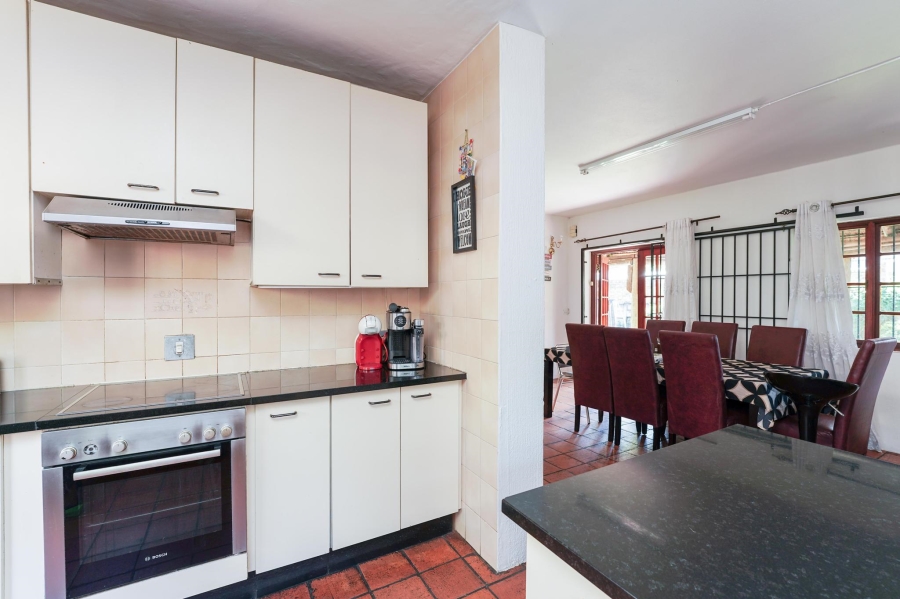 3 Bedroom Property for Sale in Buccleuch Gauteng