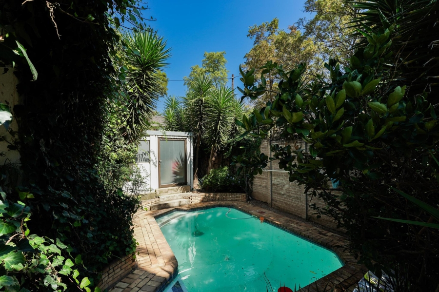 3 Bedroom Property for Sale in Buccleuch Gauteng