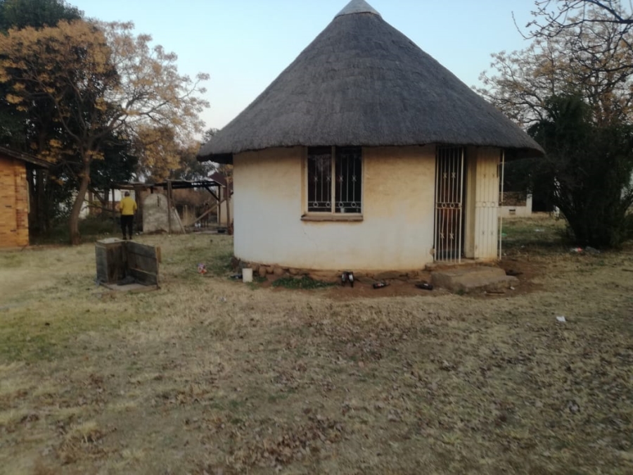 5 Bedroom Property for Sale in Homestead Apple Orchards Gauteng