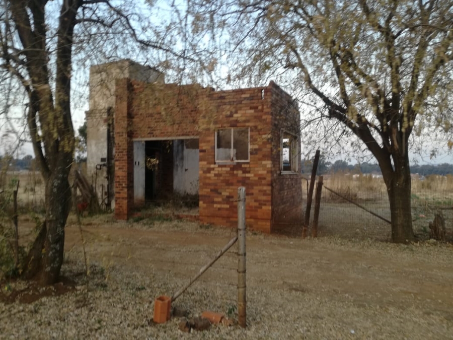 5 Bedroom Property for Sale in Homestead Apple Orchards Gauteng