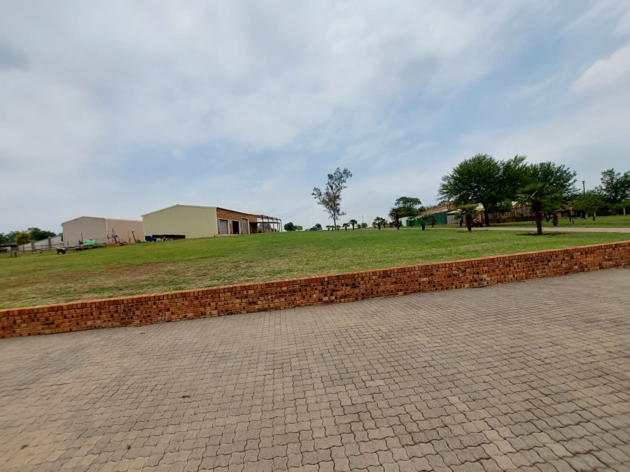10 Bedroom Property for Sale in Marlbank Gauteng