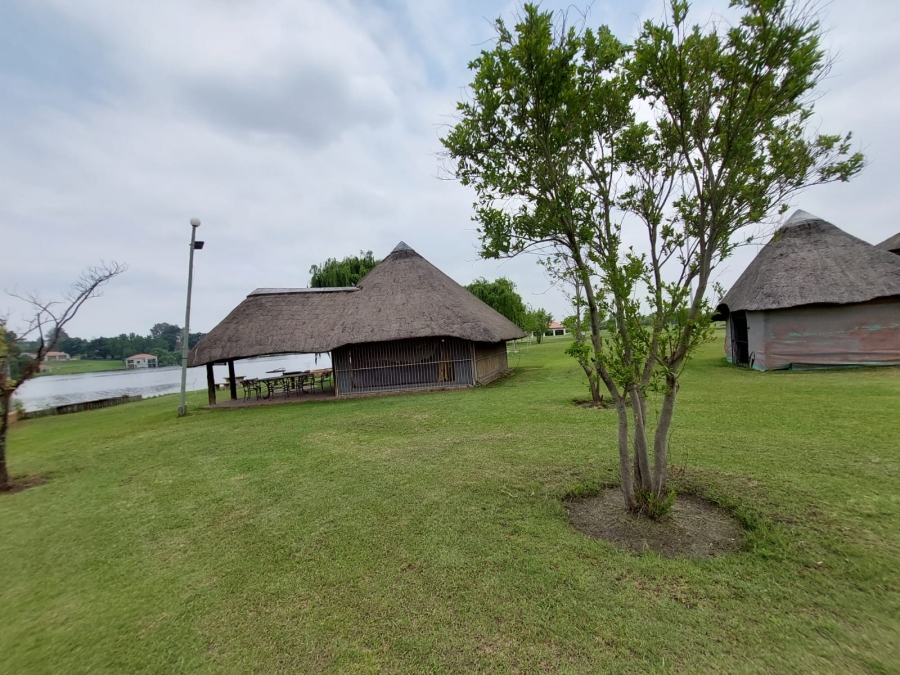 10 Bedroom Property for Sale in Marlbank Gauteng