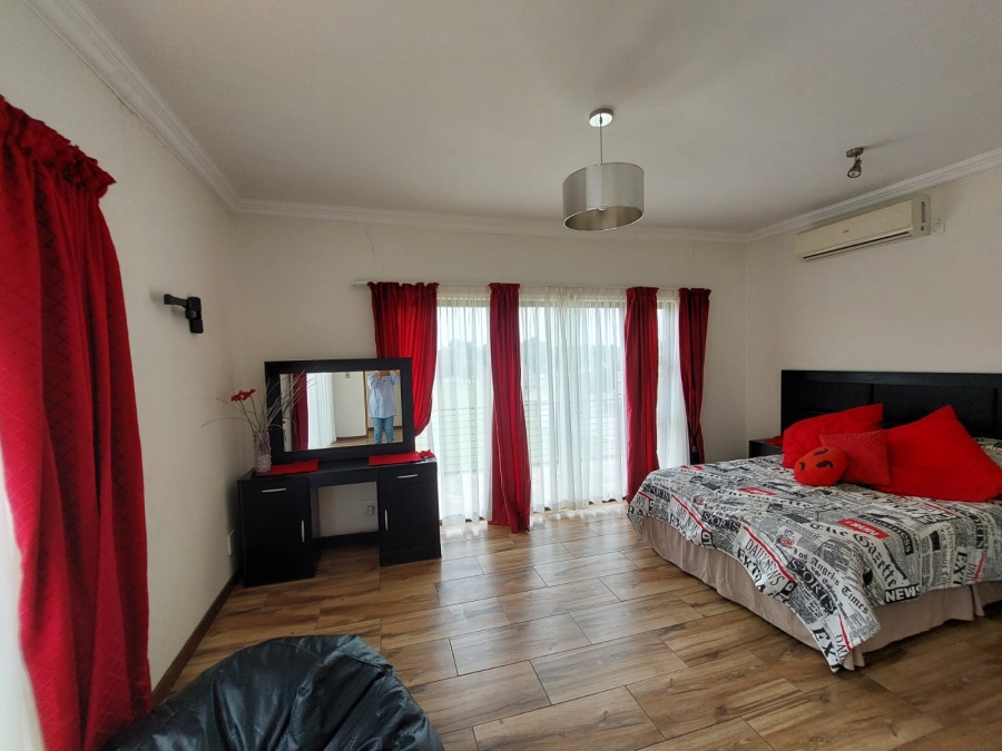 10 Bedroom Property for Sale in Marlbank Gauteng