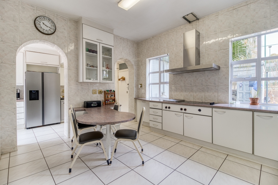 6 Bedroom Property for Sale in Houghton Estate Gauteng