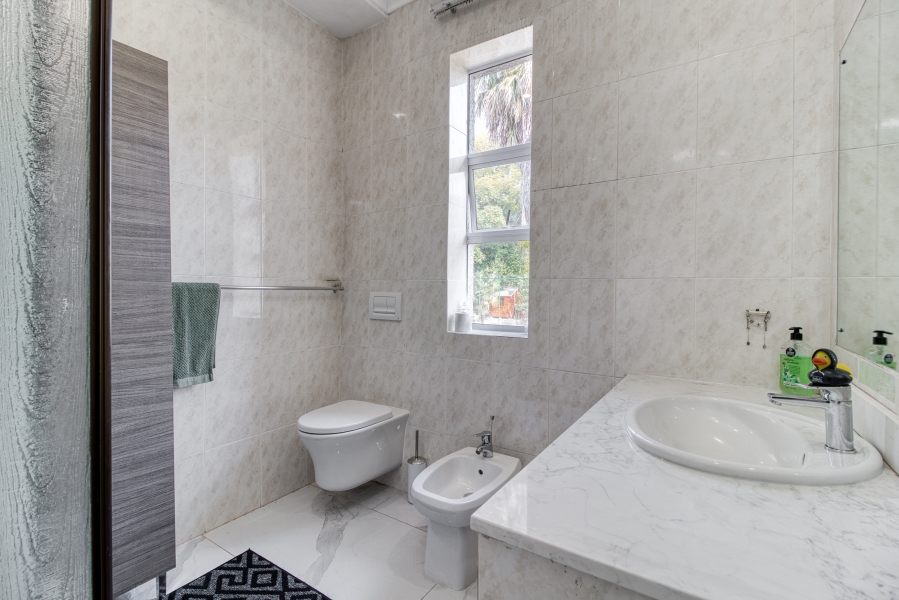 6 Bedroom Property for Sale in Houghton Estate Gauteng