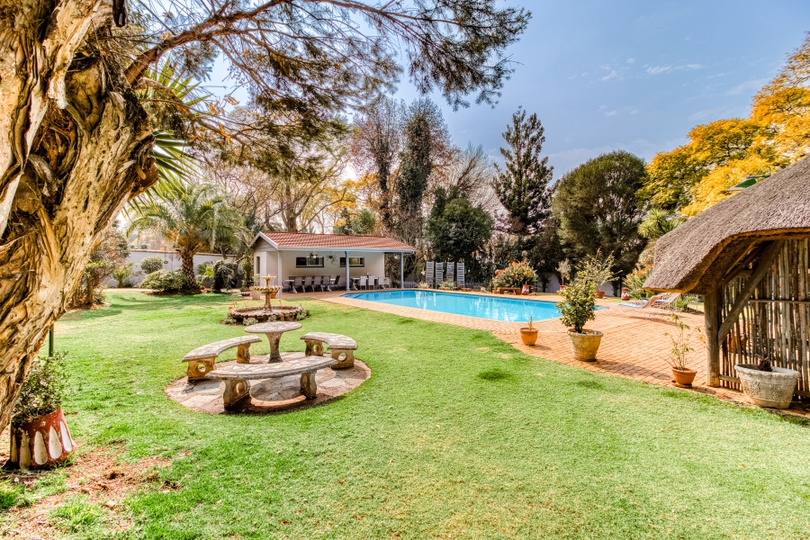 6 Bedroom Property for Sale in Houghton Estate Gauteng