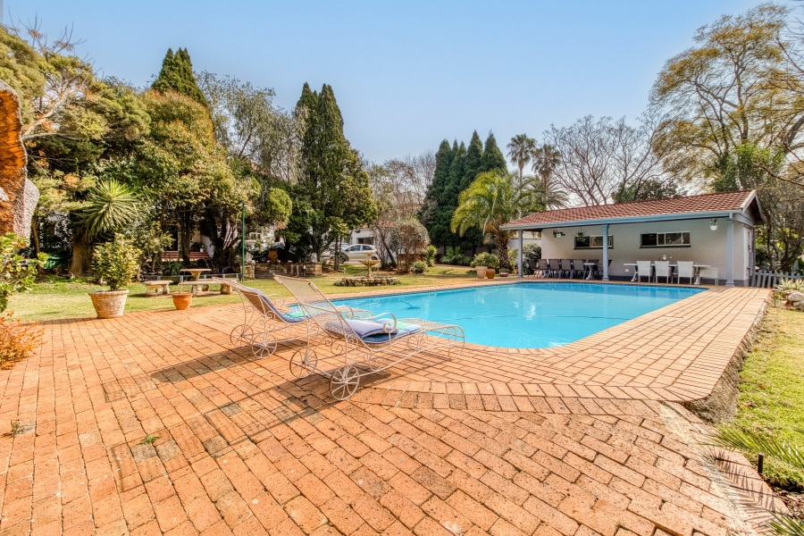 6 Bedroom Property for Sale in Houghton Estate Gauteng