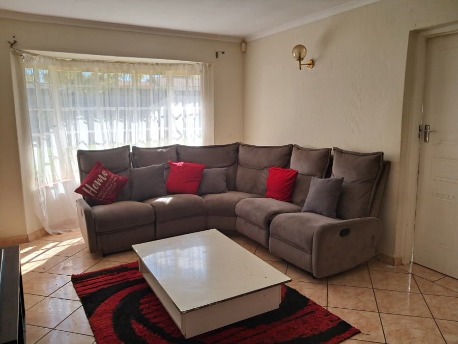 3 Bedroom Property for Sale in Leachville Gauteng