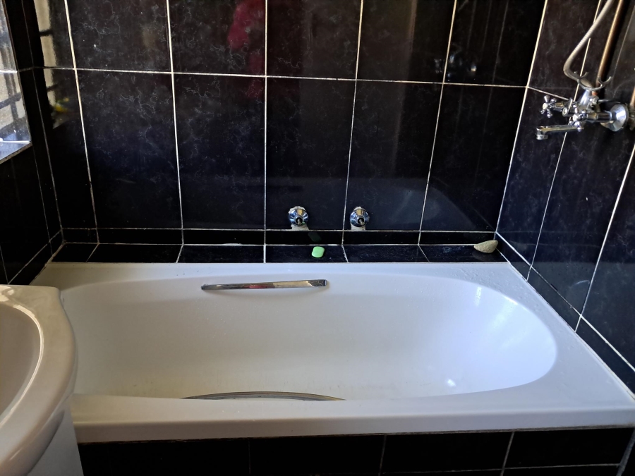 3 Bedroom Property for Sale in Leachville Gauteng