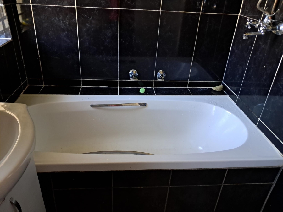 3 Bedroom Property for Sale in Leachville Gauteng