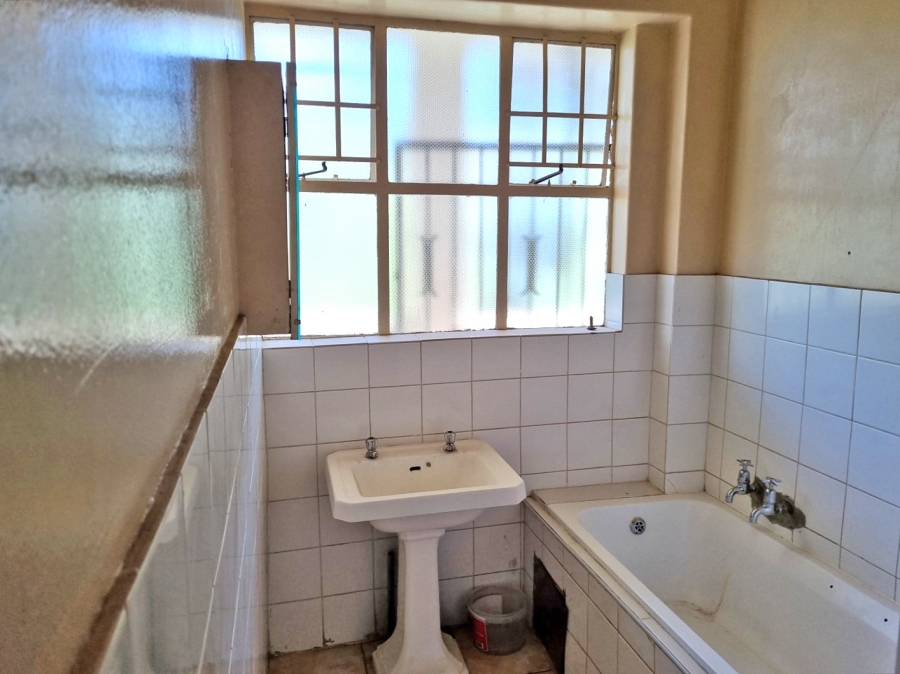 2 Bedroom Property for Sale in Yeoville Gauteng