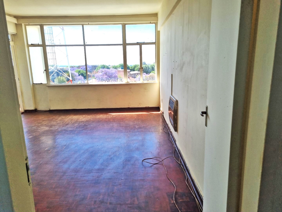 1 Bedroom Property for Sale in Yeoville Gauteng