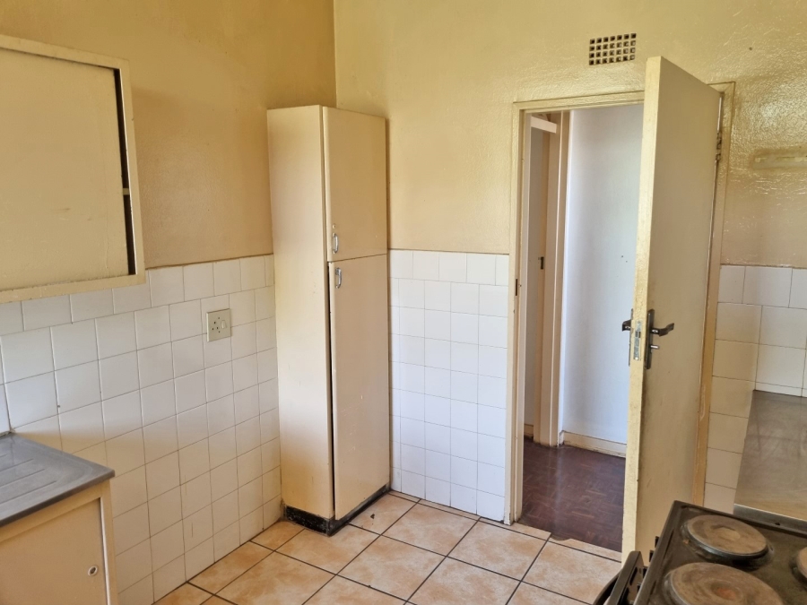 1 Bedroom Property for Sale in Yeoville Gauteng