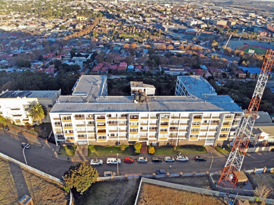 1 Bedroom Property for Sale in Yeoville Gauteng