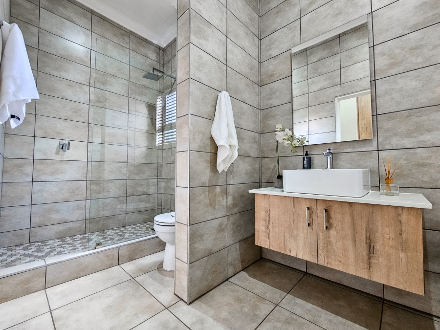 3 Bedroom Property for Sale in Six Fountains Residential Estate Gauteng