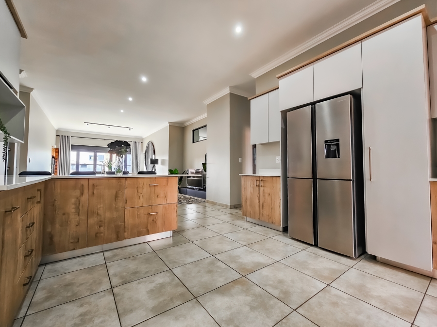 3 Bedroom Property for Sale in Six Fountains Residential Estate Gauteng