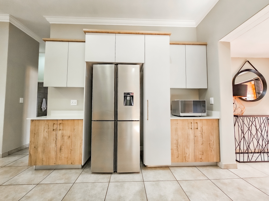 3 Bedroom Property for Sale in Six Fountains Residential Estate Gauteng
