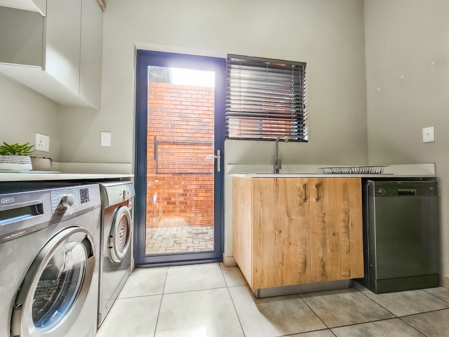 3 Bedroom Property for Sale in Six Fountains Residential Estate Gauteng