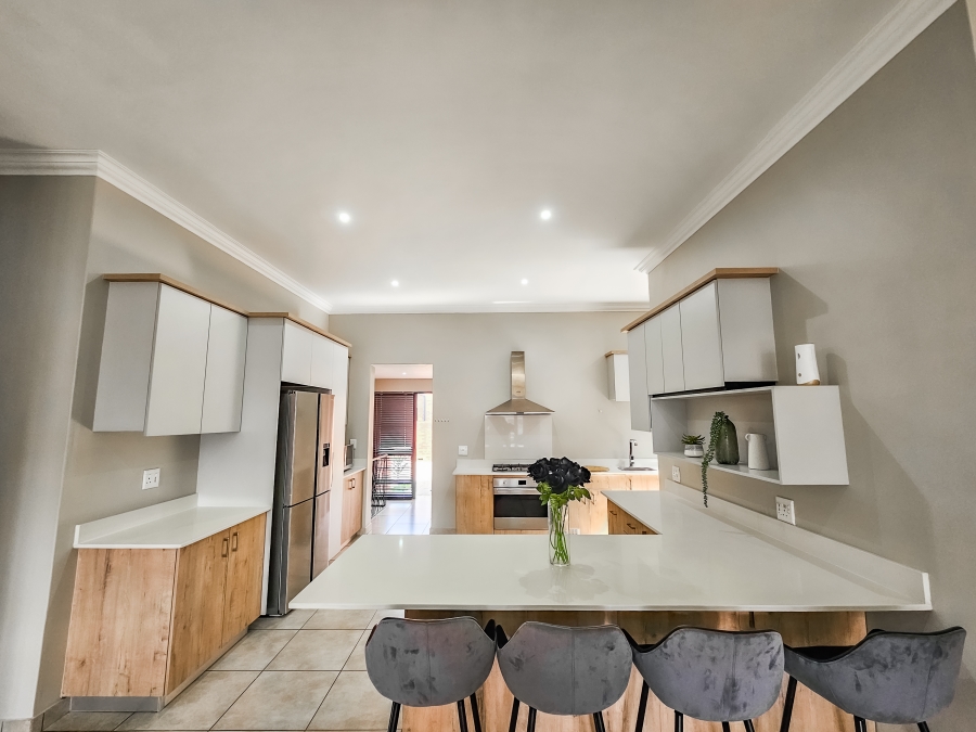 3 Bedroom Property for Sale in Six Fountains Residential Estate Gauteng