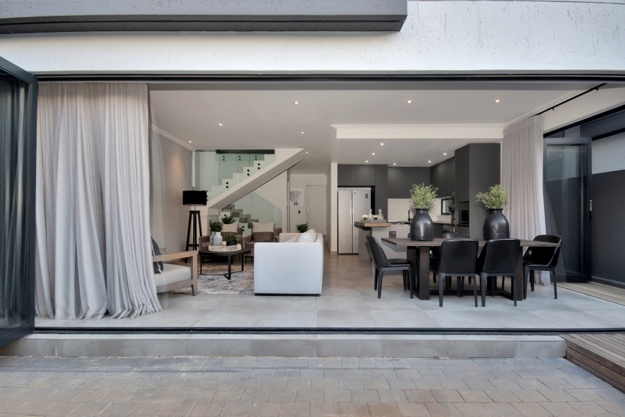 4 Bedroom Property for Sale in Bryanston Gauteng