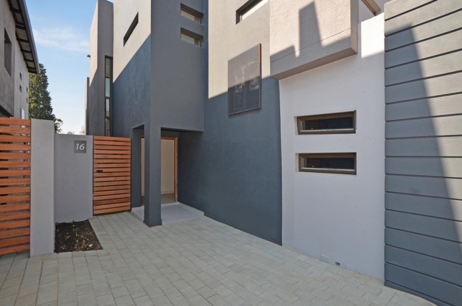 3 Bedroom Property for Sale in Bryanston Gauteng