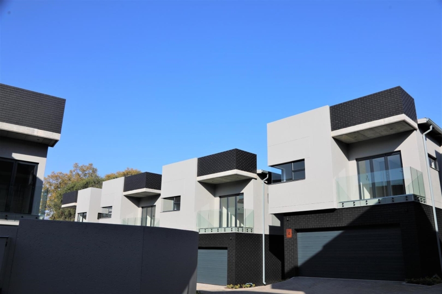 4 Bedroom Property for Sale in Bryanston Gauteng