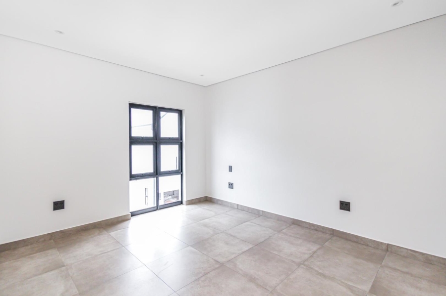 3 Bedroom Property for Sale in Dunkeld Gauteng