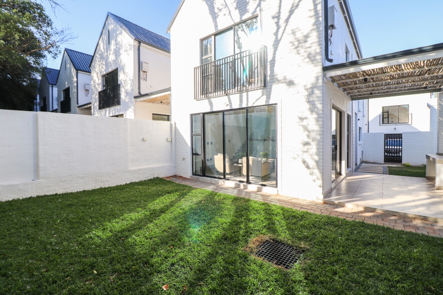 3 Bedroom Property for Sale in Dunkeld Gauteng