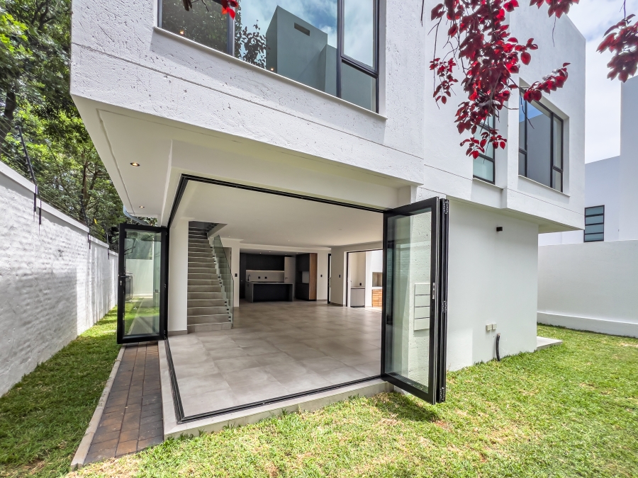 4 Bedroom Property for Sale in Hyde Park Gauteng