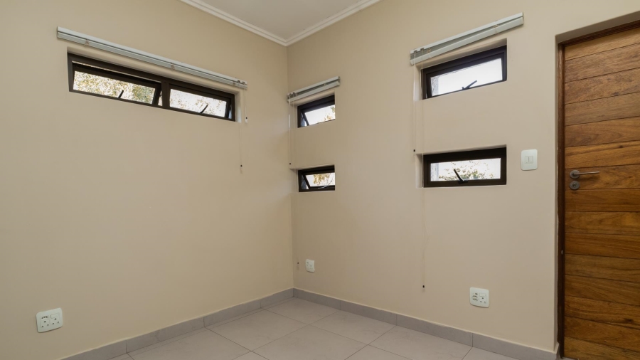 3 Bedroom Property for Sale in Bryanston Gauteng