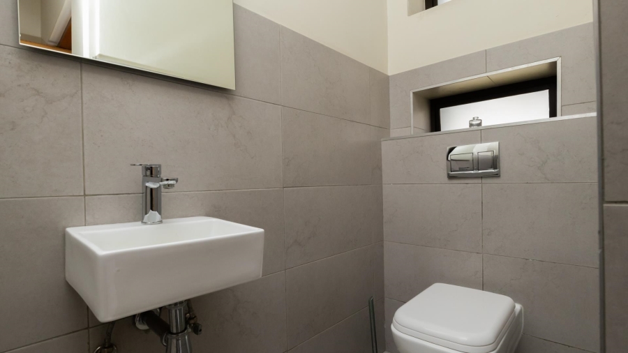 3 Bedroom Property for Sale in Bryanston Gauteng