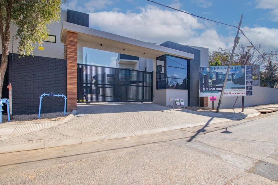 4 Bedroom Property for Sale in Bryanston Gauteng