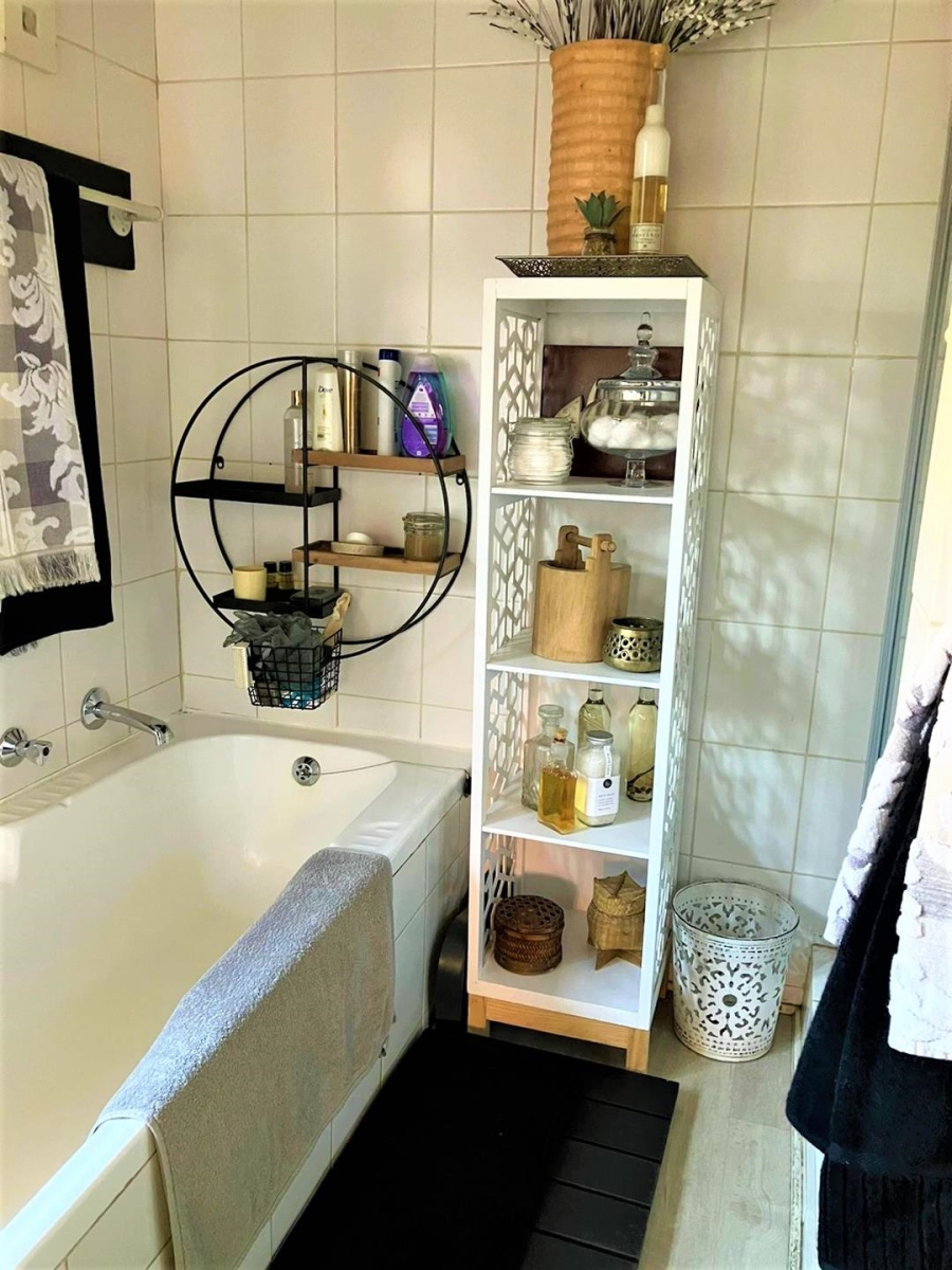 8 Bedroom Property for Sale in Newlands Gauteng