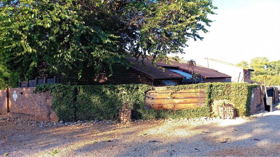 8 Bedroom Property for Sale in Newlands Gauteng