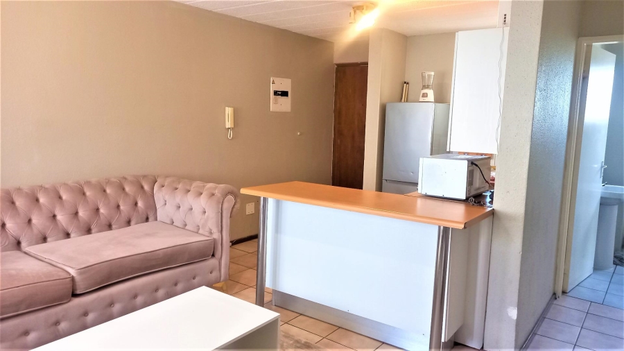 2 Bedroom Property for Sale in Groenkloof Gauteng