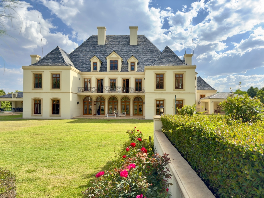 8 Bedroom Property for Sale in Mooikloof Equestrian Estate Gauteng
