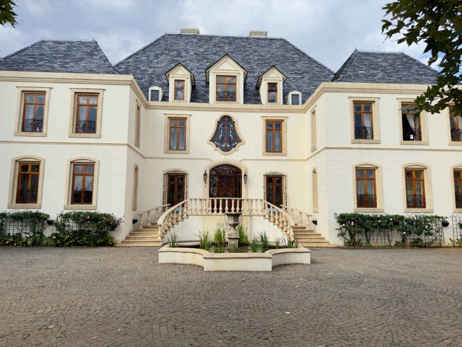 8 Bedroom Property for Sale in Mooikloof Equestrian Estate Gauteng