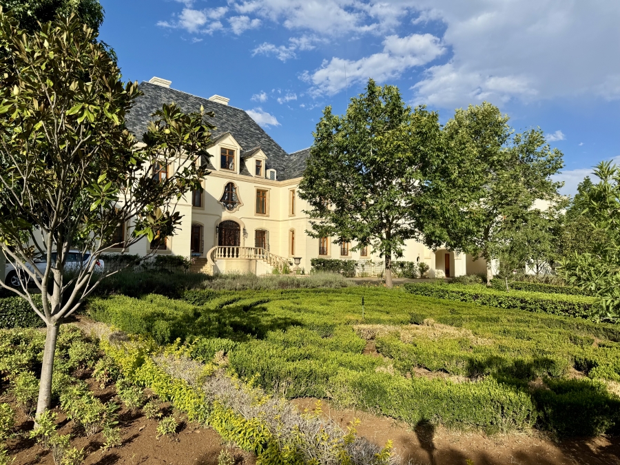 8 Bedroom Property for Sale in Mooikloof Equestrian Estate Gauteng
