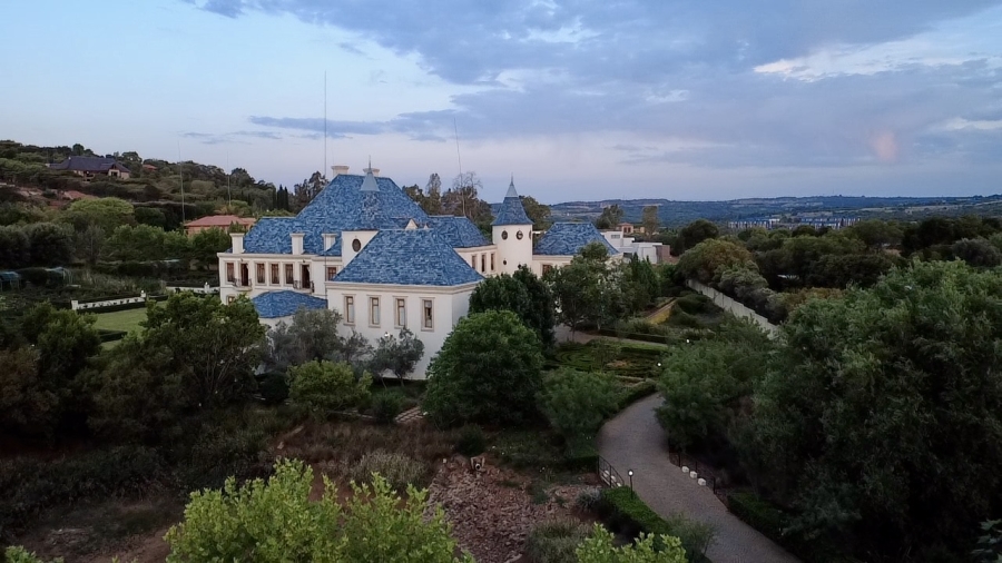 8 Bedroom Property for Sale in Mooikloof Equestrian Estate Gauteng