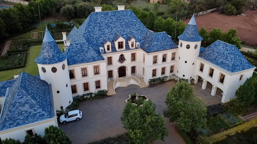 8 Bedroom Property for Sale in Mooikloof Equestrian Estate Gauteng