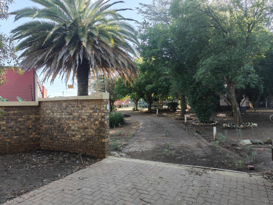 To Let 3 Bedroom Property for Rent in Raslouw Gauteng