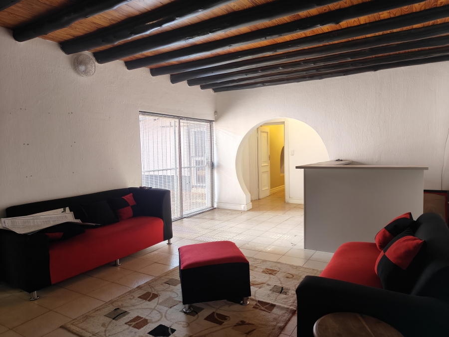 To Let 3 Bedroom Property for Rent in Raslouw Gauteng