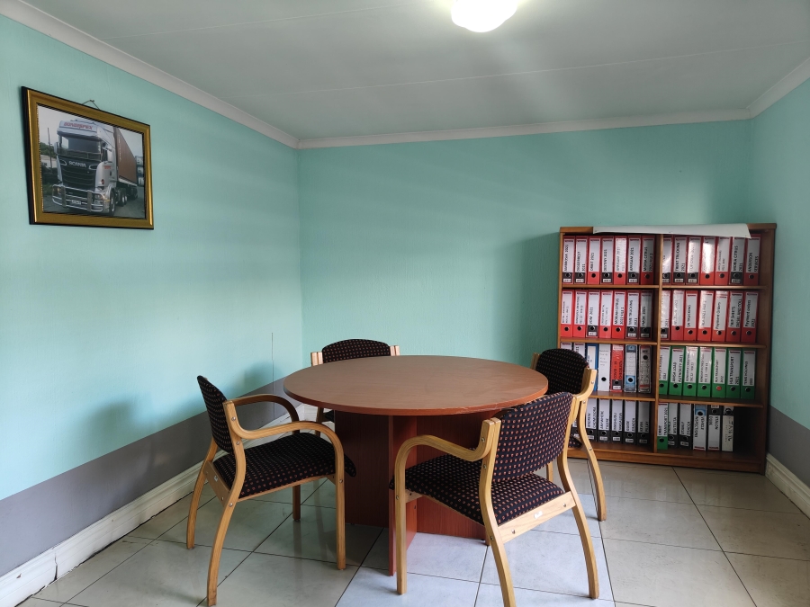 To Let 3 Bedroom Property for Rent in Raslouw Gauteng