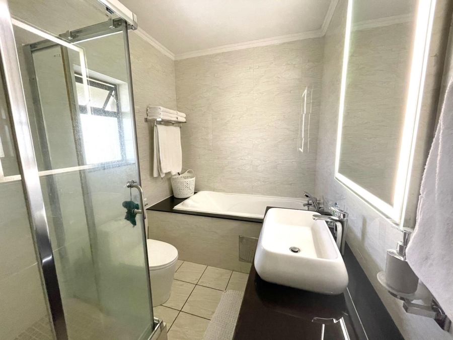 2 Bedroom Property for Sale in Fourways Gauteng